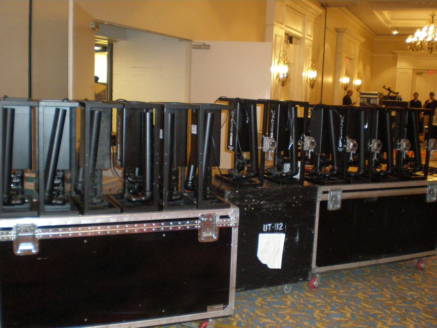 12 confetti cannon for a corporate event